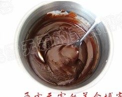 玫瑰夹馅巧克力步骤2