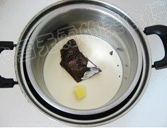 玫瑰夹馅巧克力步骤1