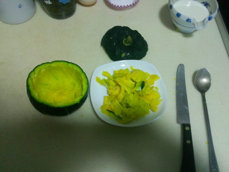 南瓜盅布丁步骤2