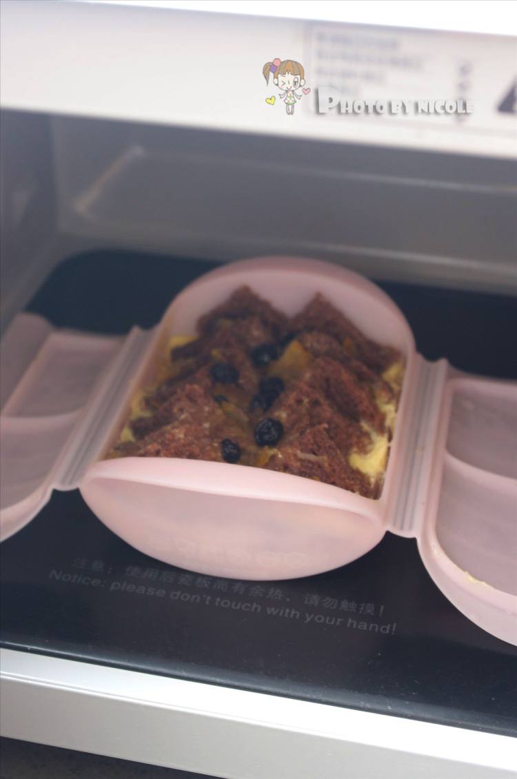 柚香蓝莓面包布丁步骤9