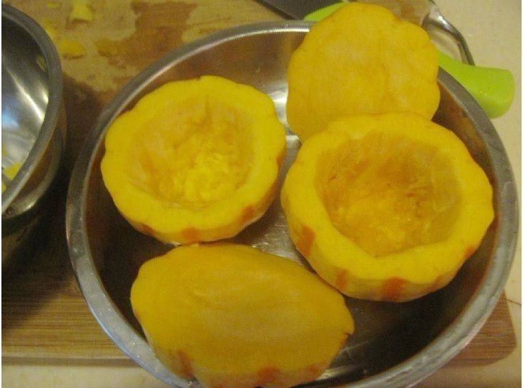 太阳瓜花奶布丁步骤1