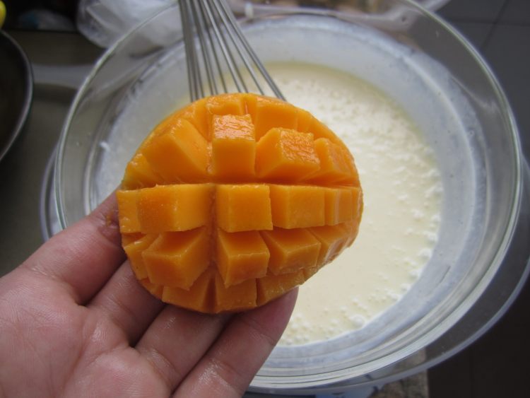 芒果蛋挞步骤3