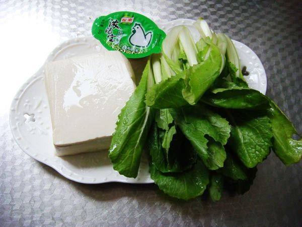 青菜豆腐羹步骤1