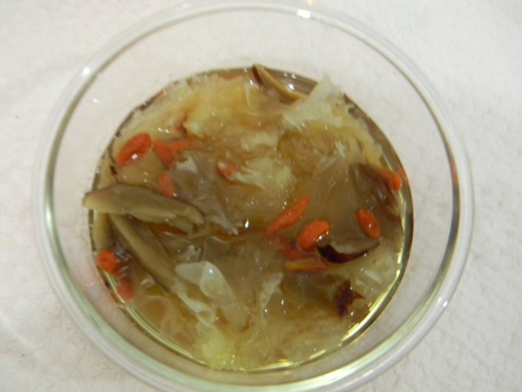 银耳红枣羹步骤7