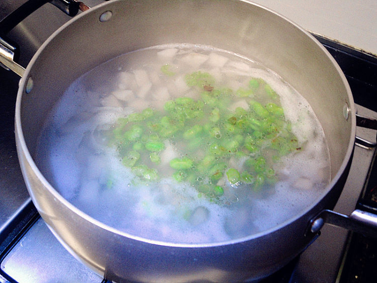 芋艿毛豆肉沫羹步骤8