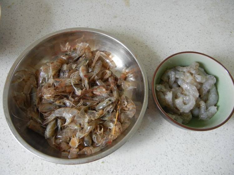 香菇虾仁豆腐羹步骤4