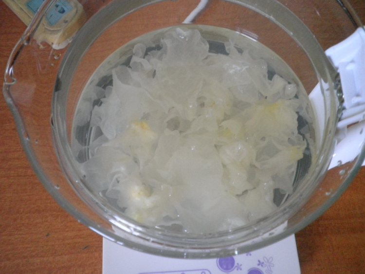 红枣南瓜银耳羹步骤5