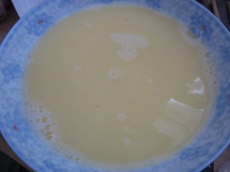 电饭锅蒸鸡蛋羹步骤3