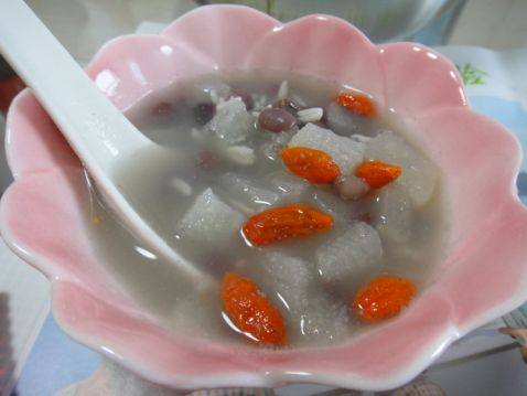 雪梨蜜豆米酒羹步骤5