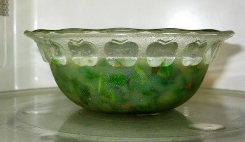 香椿虾仁鸡蛋羹(微波步骤4