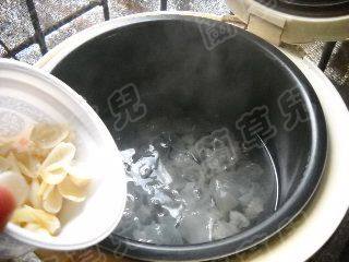 南瓜百合银耳羹步骤5