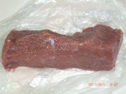牛肉香菇豆腐羹步骤2