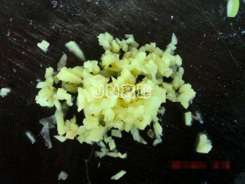 牛肉香菇豆腐羹步骤7