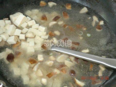 牛肉香菇豆腐羹步骤13