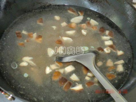 牛肉香菇豆腐羹步骤12