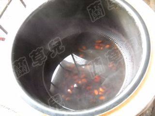 黑豆雪梨银耳羹步骤3