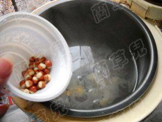 芡实枸杞银耳羹步骤4