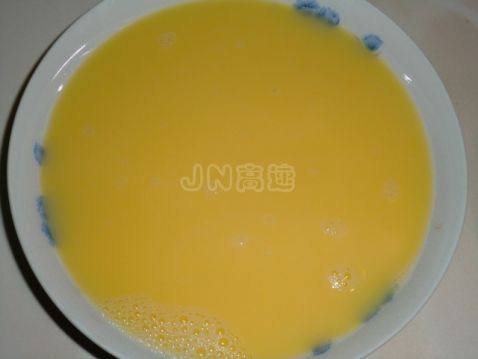 鲜虾仁鸡蛋羹步骤3