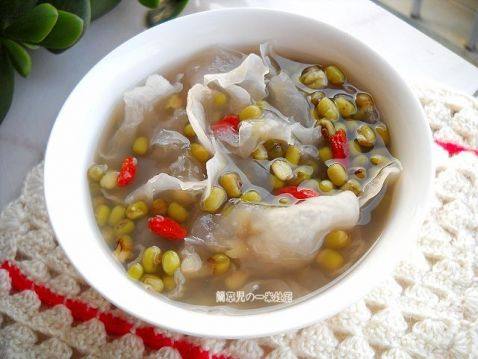 绿豆银耳羹步骤7