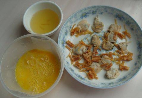 蛤蜊扇贝蛋羹步骤2