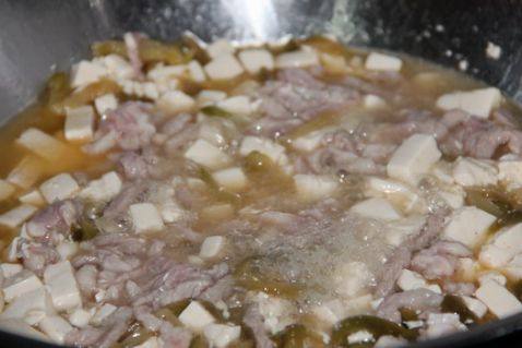 榨菜肉丝豆腐羹步骤6