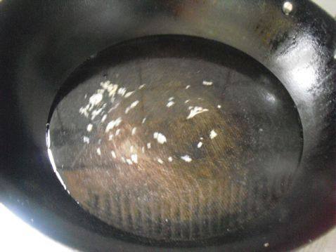 清热消暑的菊花汤羹步骤4