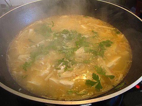 鲜虾豆腐羹步骤7