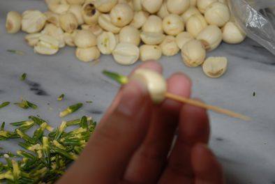 甜甜蜜蜜的冰糖银耳莲步骤4