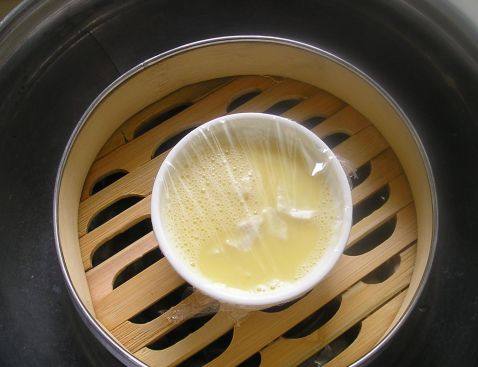 XO酱VS白糖蒸豆腐蛋羹步骤4