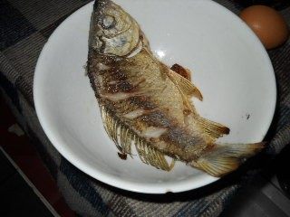 鲫鱼水蛋羹步骤5