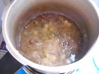 润泽肌肤之玫瑰银耳莲步骤10