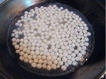 清清白白圆子豌豆羹步骤3