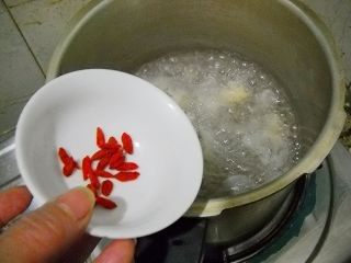 南眉银耳羹步骤8