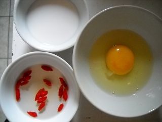 营养简单早餐~枸杞玉步骤2