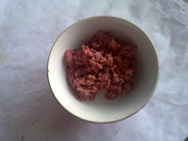 嫩滑蛋花牛肉羹步骤1