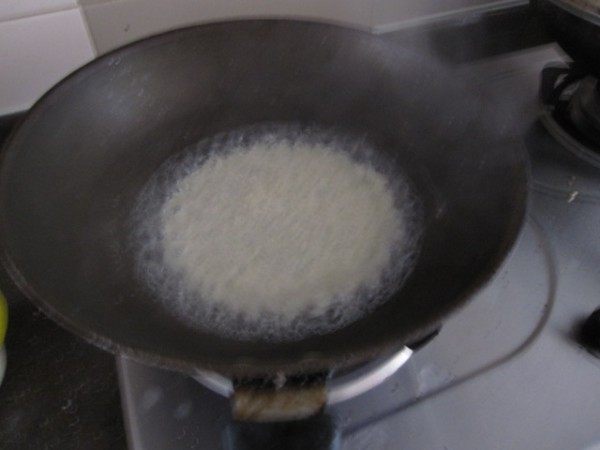 酒酿南瓜莲子蛋花羹步骤5