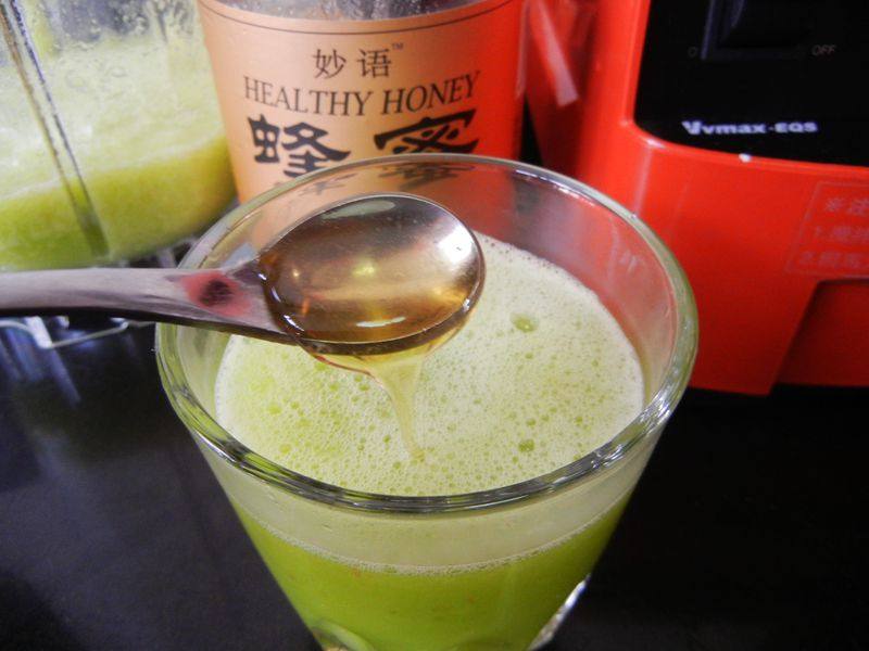 西芹苹果汁步骤9