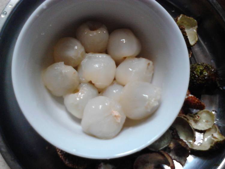 荔枝饮步骤1