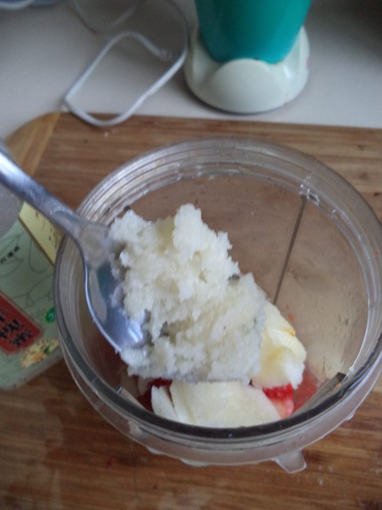草莓梨汁步骤4