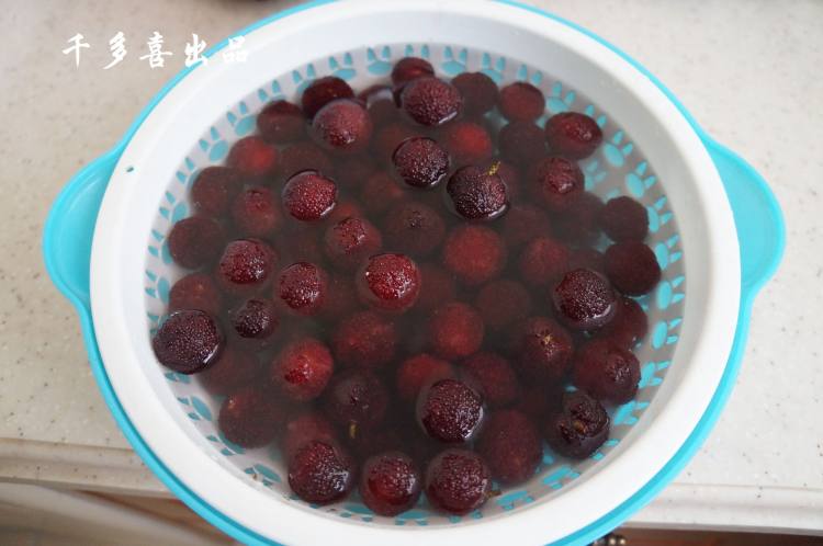 鲜杨梅汁步骤1