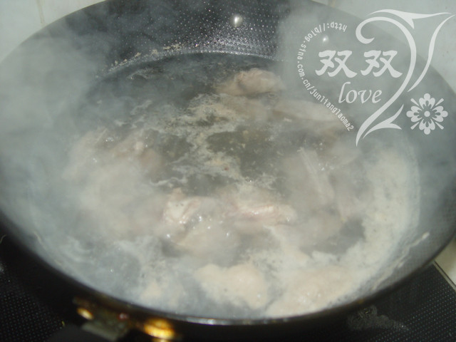 青苹果排骨步骤1