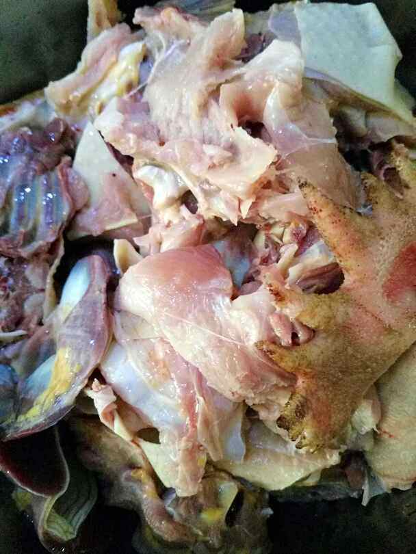 炖土鸡步骤1