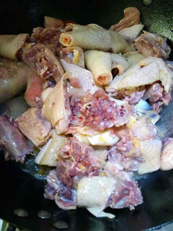炖土鸡步骤4
