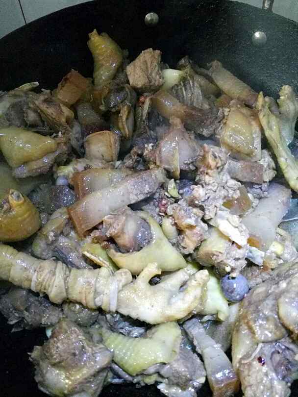 炖土鸡步骤6