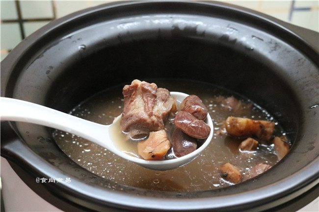 土茯苓排骨汤步骤7