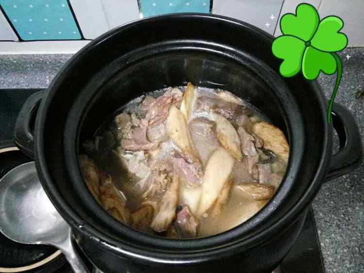 清汤羊肉山药煲步骤11