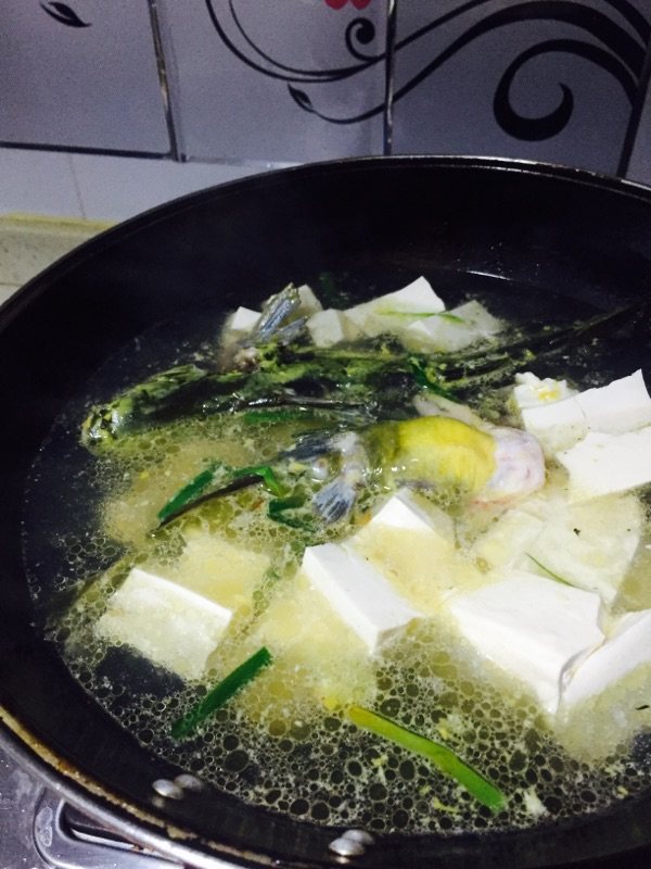 昂刺鱼豆腐汤步骤5
