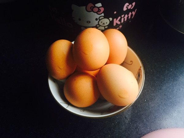 五香茶叶蛋步骤1