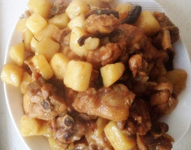 土豆炖鸡块步骤6