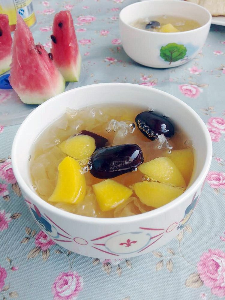 黄桃银耳汤步骤8